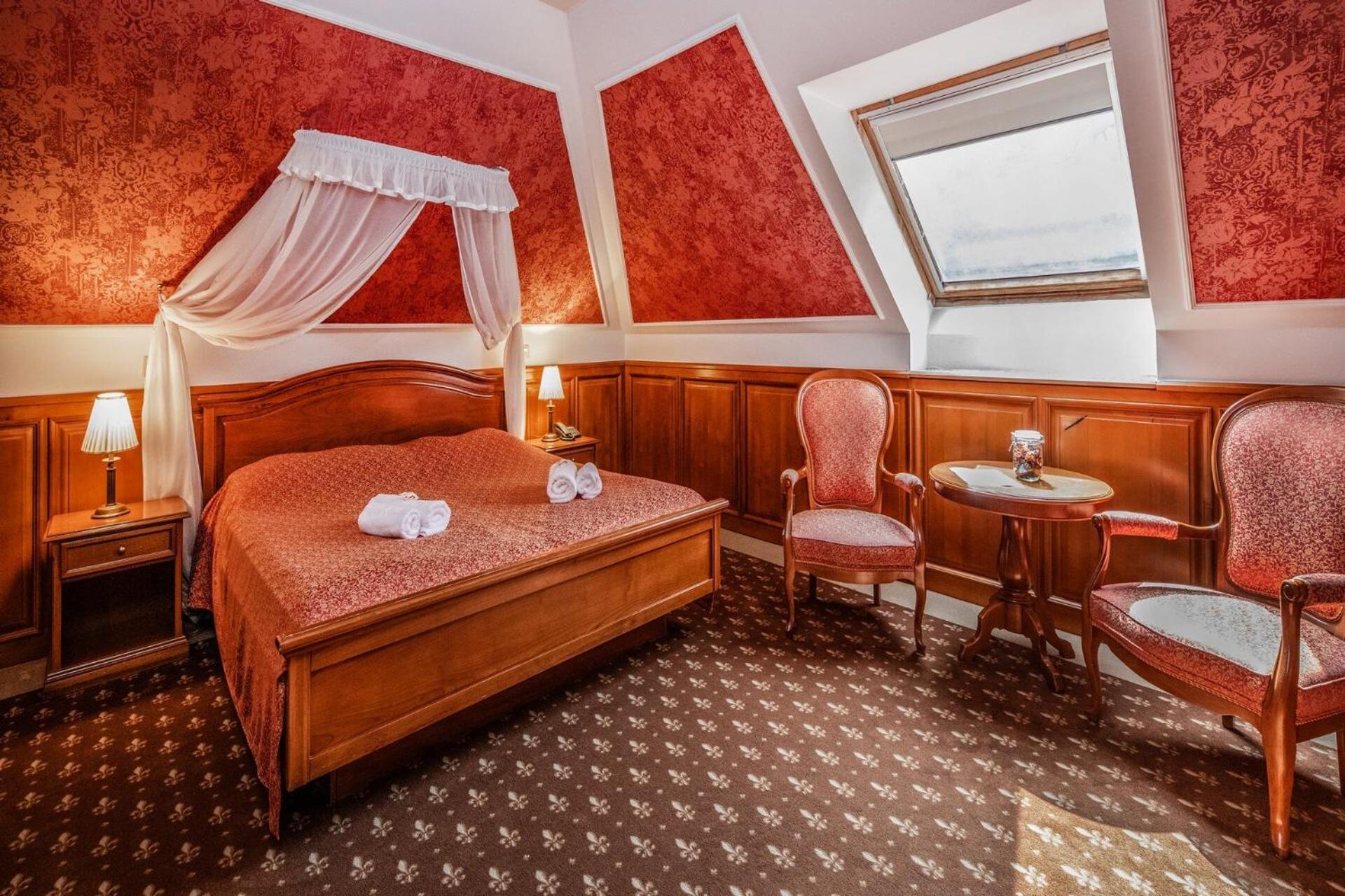 Kastelyhotel Sasvar Resort Парадшашвар Экстерьер фото